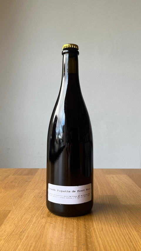 Grande Piquette de Pinot Noir - Tom Litwan mit em hässige Migi